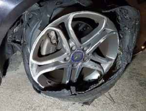 24hrs On Site Car Punctured Tyre Repair Replacement Service